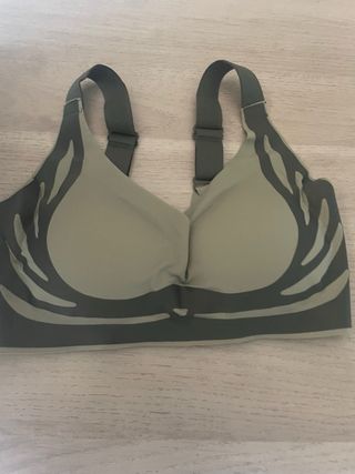 Sujetador deportivo relleno talla M sin estrenar