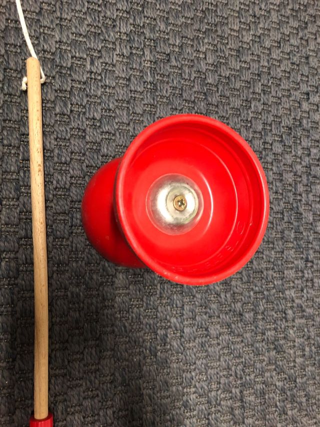 Diábolo Rojo con Palos