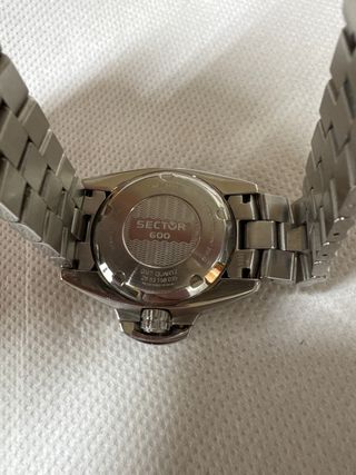 Reloj Sector 600 GMT Sumergible 200m