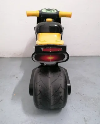 Moto correpasillos Molto Batman