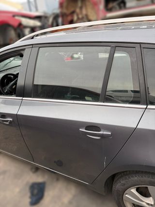 PUERTA TRASERA IZQUIERDA CHEVROLET CRUZE SW 1.7 TD