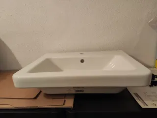 Lavabo 44.5x54 cm. Marca GALA