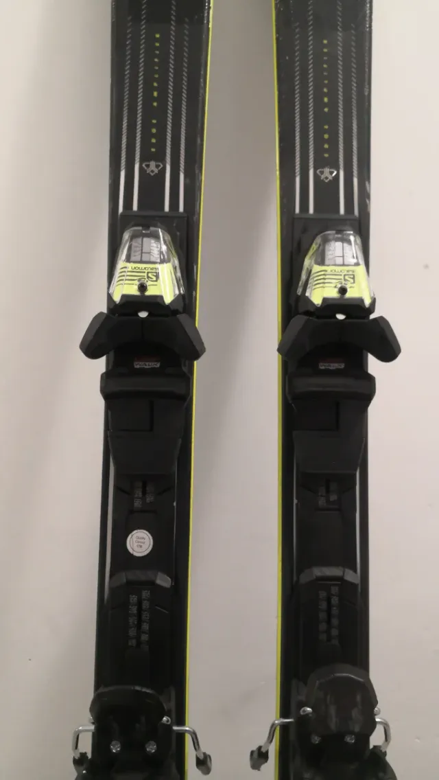 Esquís Salomon X-Max 8