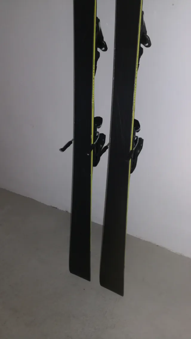 Esquís Salomon X-Max 8