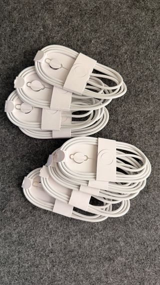 Cabo USB C 60W + Pin SIM