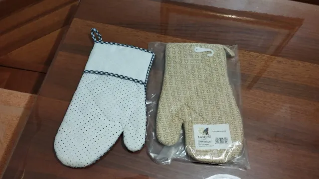 Set 2 Guanti da Forno Casa Pinti