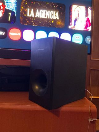 Barra de Sonido Samsung con Subwoofer (altavoz)