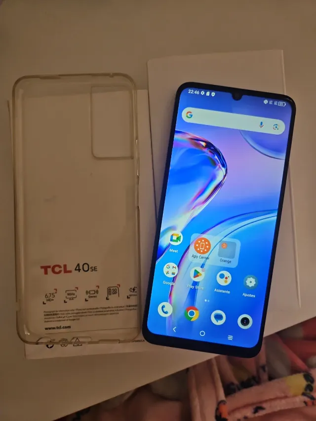 Cellulare TCL 40 SE con custodia gratuita