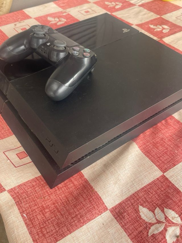 Consola PS4 (PlayStation 4) Negra