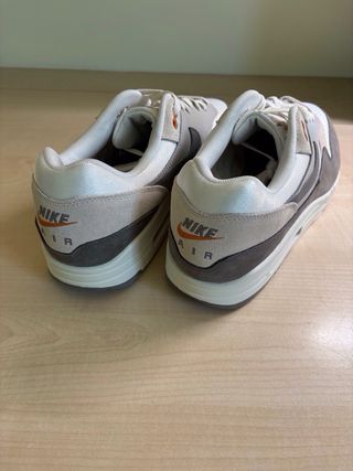 Nike Air Max 1 Gris/Naranja/Blanco