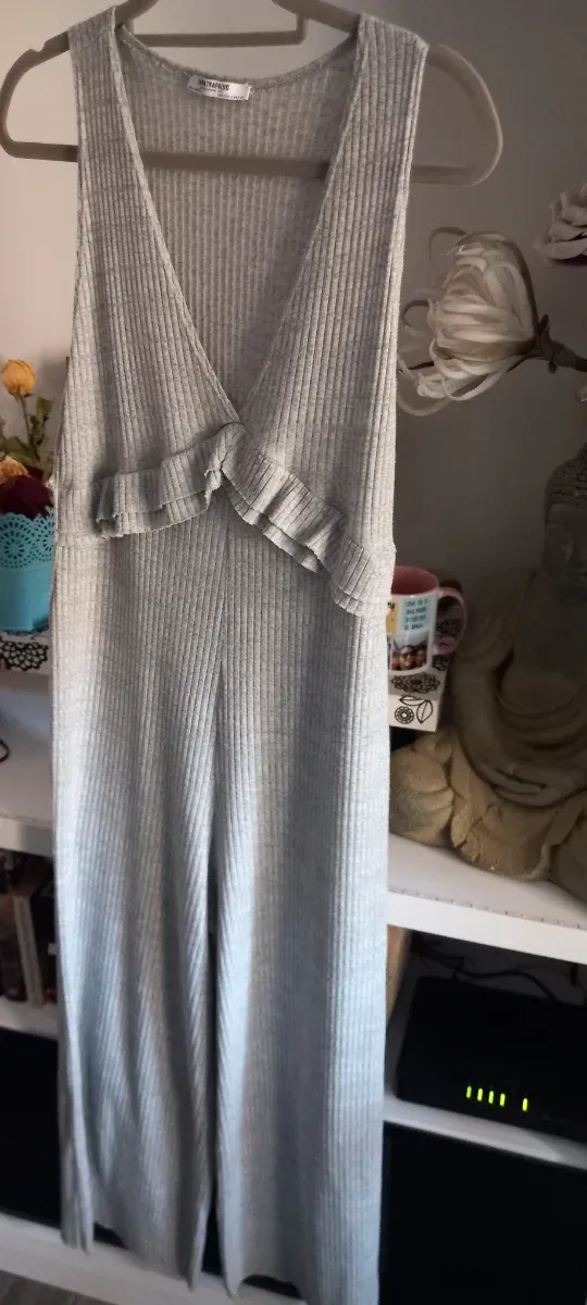 Mono Zara punto volantes talla S