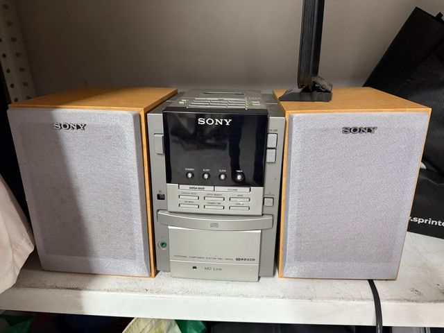 Minicadena Sony CD/MD