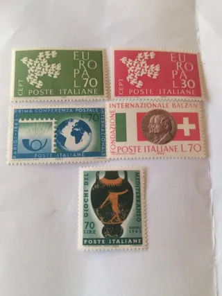 Francobolli Italiani 1961-1962