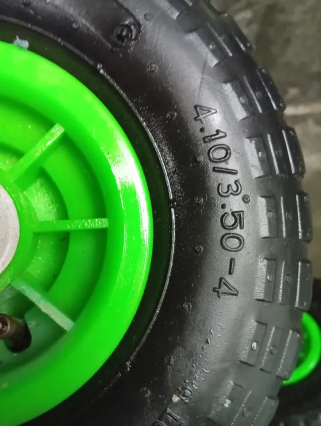 4 Rodas de Borracha Novas