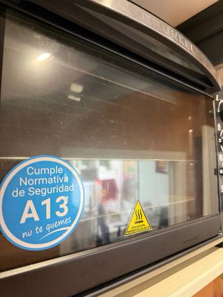 Horno Eléctrico Grunkel Noir 38L 2000W