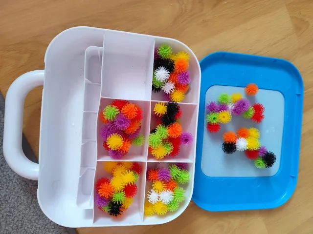 Bounche azul con asa blanca