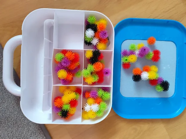 Bounche azul con asa blanca