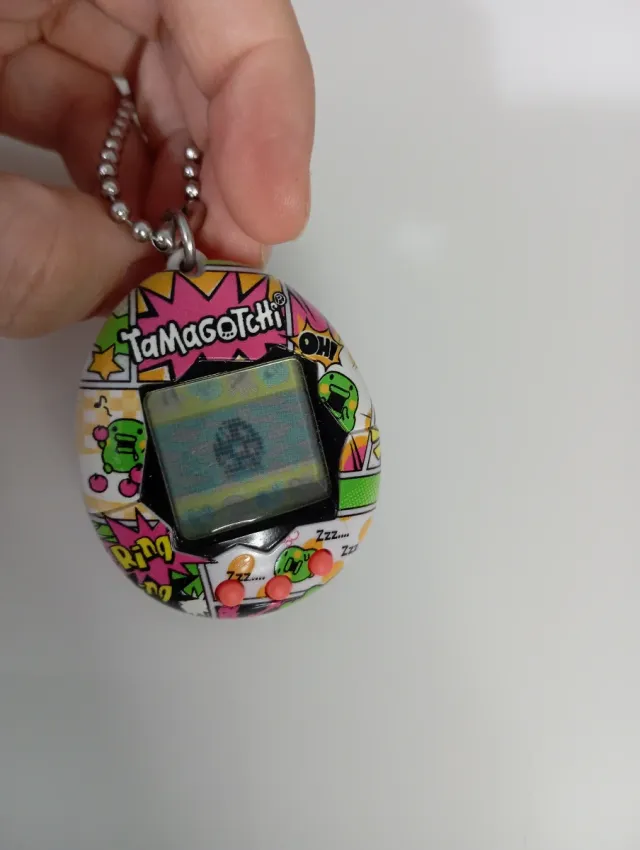 Tamagotchi con llavero