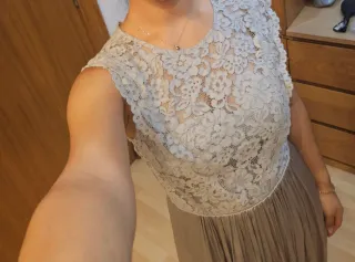 Vestido de fiesta gris plateado