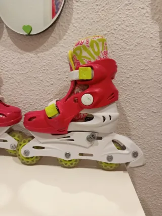 Patines en línea para niña, talla ajustable
