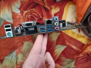 Placa Base ASRock AM4 para Reparar