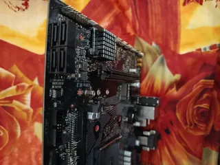 Placa Base ASRock AM4 para Reparar