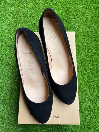 Zapatos de tacón ante piel negros