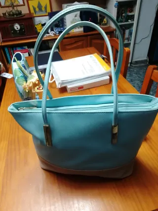 Bolso de mano fashion