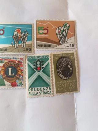 Francobolli Italiani 1967 - 5 pezzi