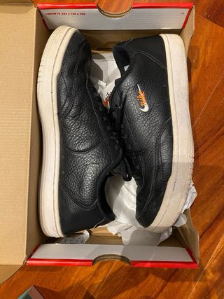 Zapatillas Nike Court Vintage Premium Negras