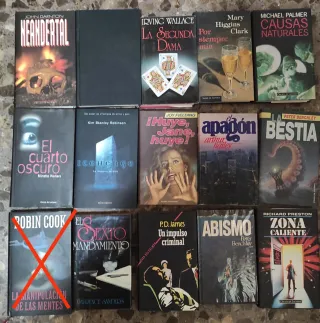 Varios libros de literatura de misterio