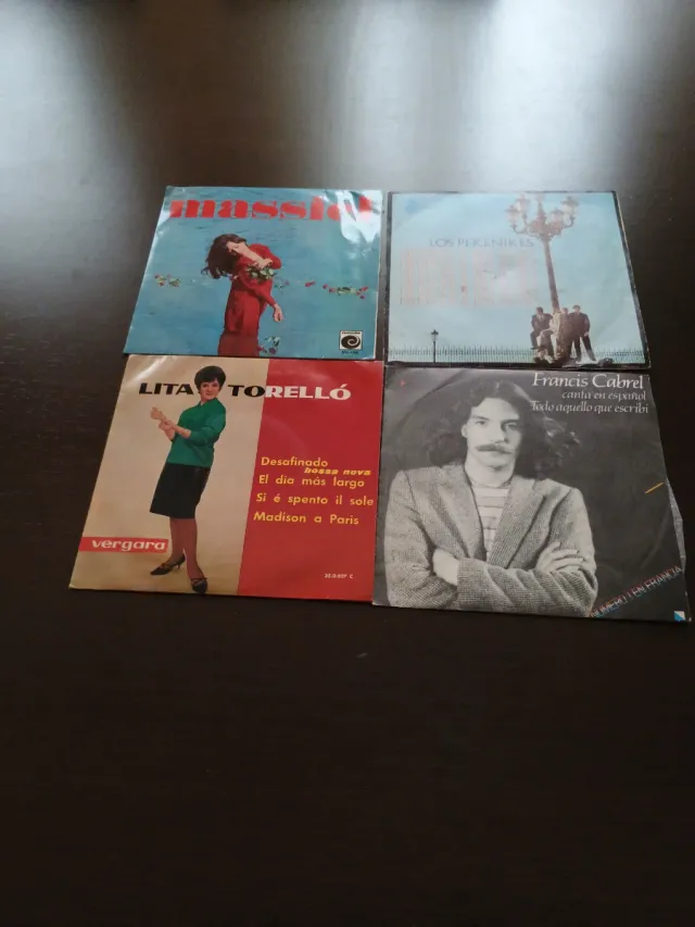 Vinilos singles Shirley Bassey y Engelbert Humperd