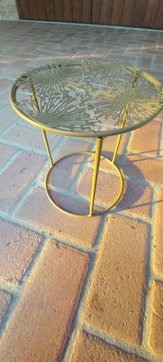 Tavolino ferro diametro 25 cm, h 30 cm