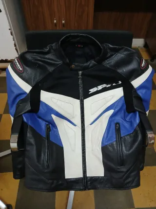 Chaqueta y Pantalón SPIDI Talla 54