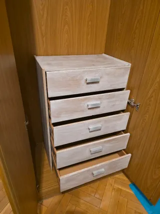 Cómoda cajonera de madera con 5 cajones