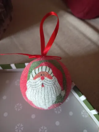 Caja 14 Bolas Navidad Hexagonal