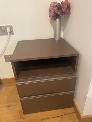 Mesita de noche auxiliar IKEA