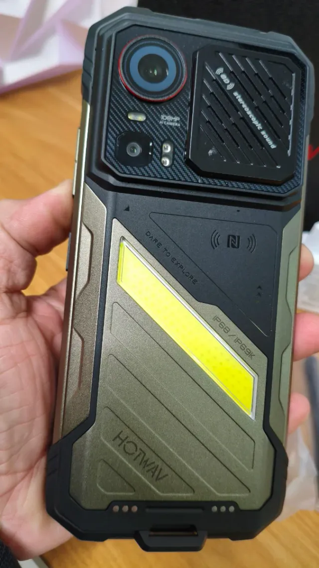 HOTWAX Hyper 8 Ultra Walkie Talkie edición