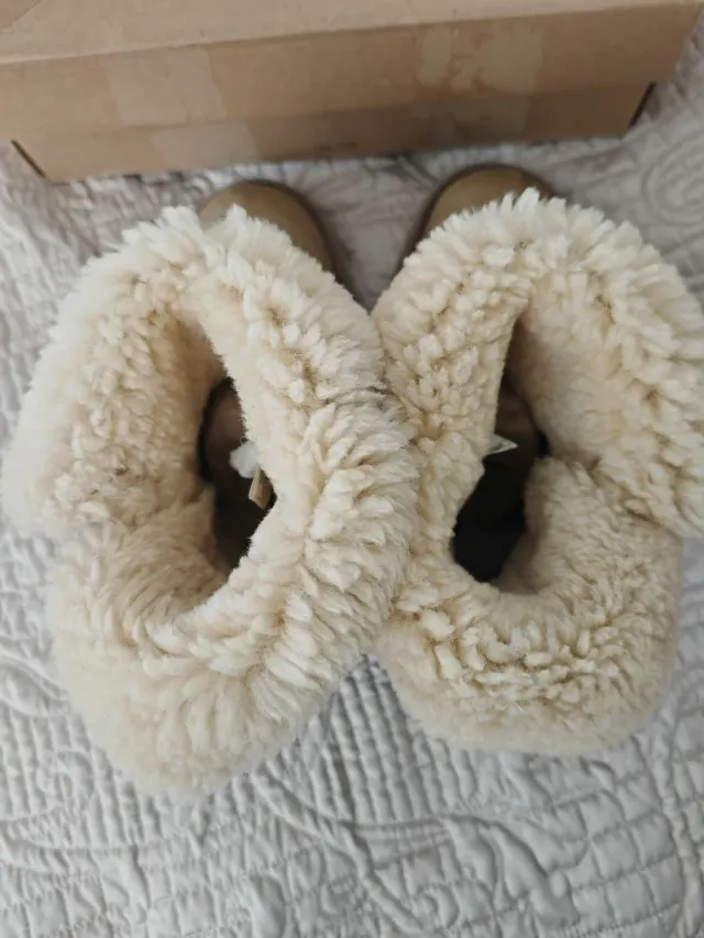 Botas UGG Beige Talla 38
