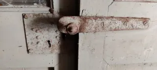 2 puertas antiguas  de madera y cristal