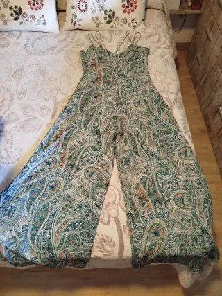 Mono largo estampado verde y multicolor