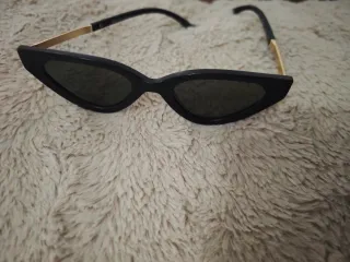 Gafas de sol Farline negras y doradas