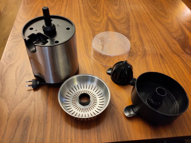 Exprimidor eléctrico WMF