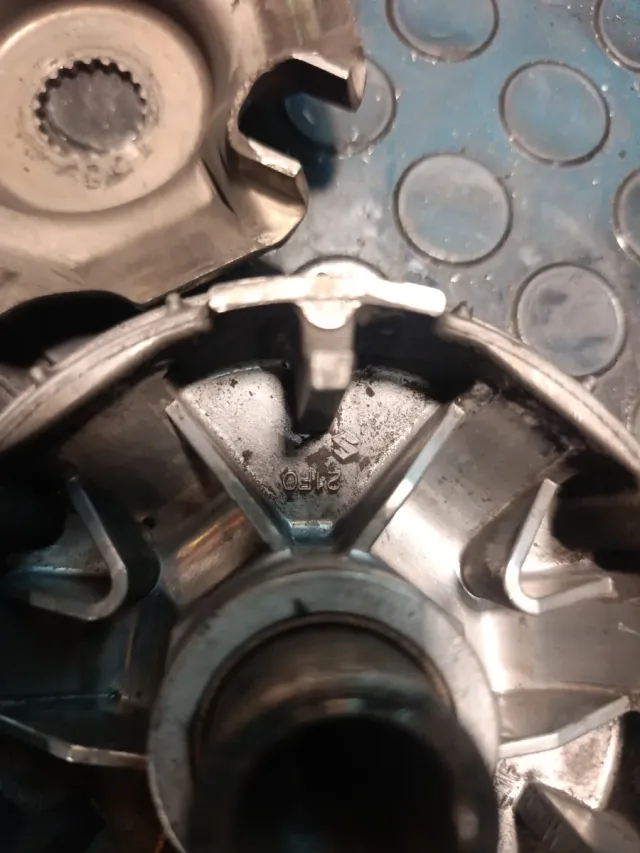 Embrague y Variador Suzuki Burgman 125