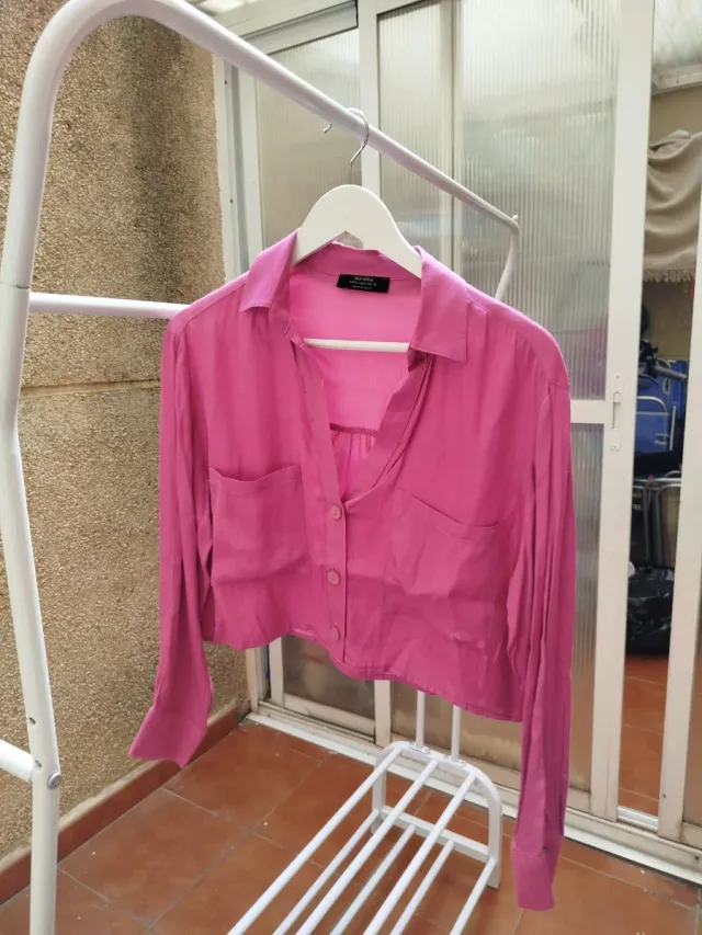 Blusa rosa Bershka manga larga