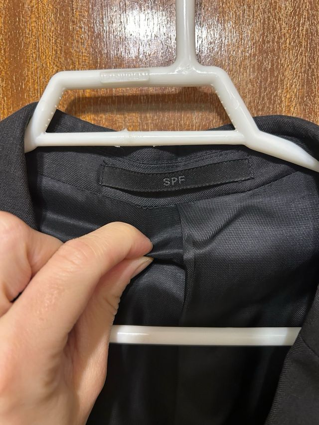 Traje de hombre negro