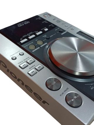 LECTOR PIONEER CDJ-200 + CAJA + CABLES