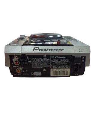 LECTOR PIONEER CDJ-200 + CAJA + CABLES