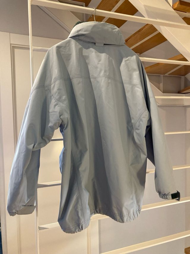 Cortavientos LA FUMA Celeste Talla XL goretex