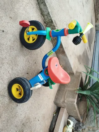 Triciclo infantil,venta en persona.